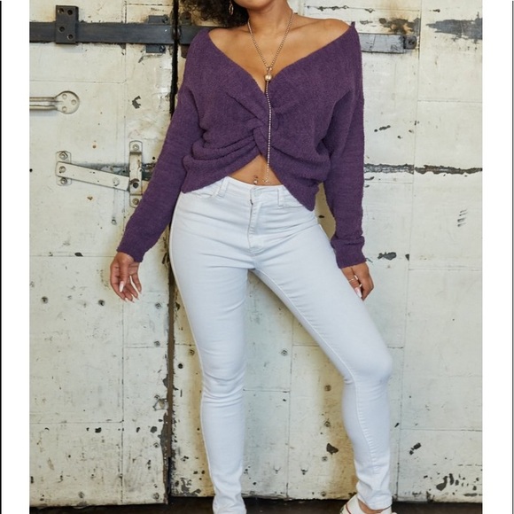 Off the shoulder sweater - Picture 2 of 3